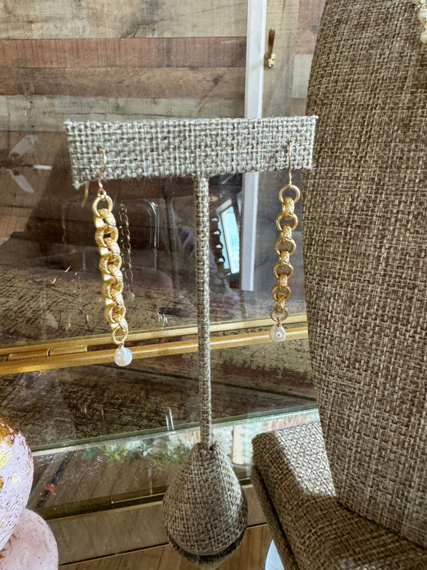 Tallulah Pearl Earrings